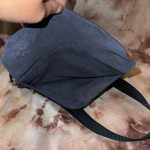 Leather, Jesse & Co Crossbody - Picture 5 of 5